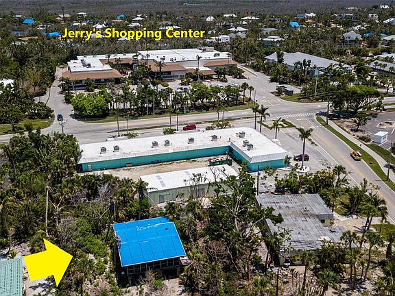 3rd image of 1722 Windward Way