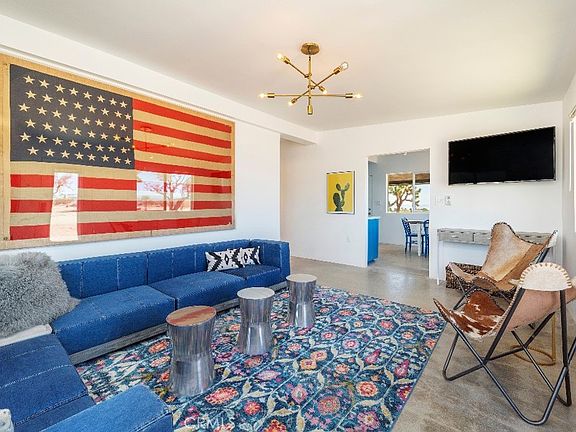 4th image of 55628 Eureka Rd