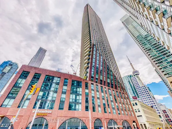 99 John St #1001, Toronto, ON M9N 1J9