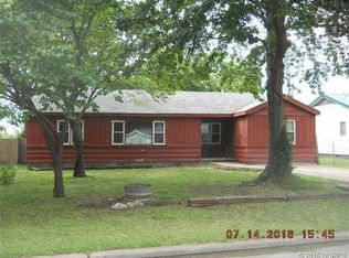 321 S Hamilton Ave, Dewey, OK 74029