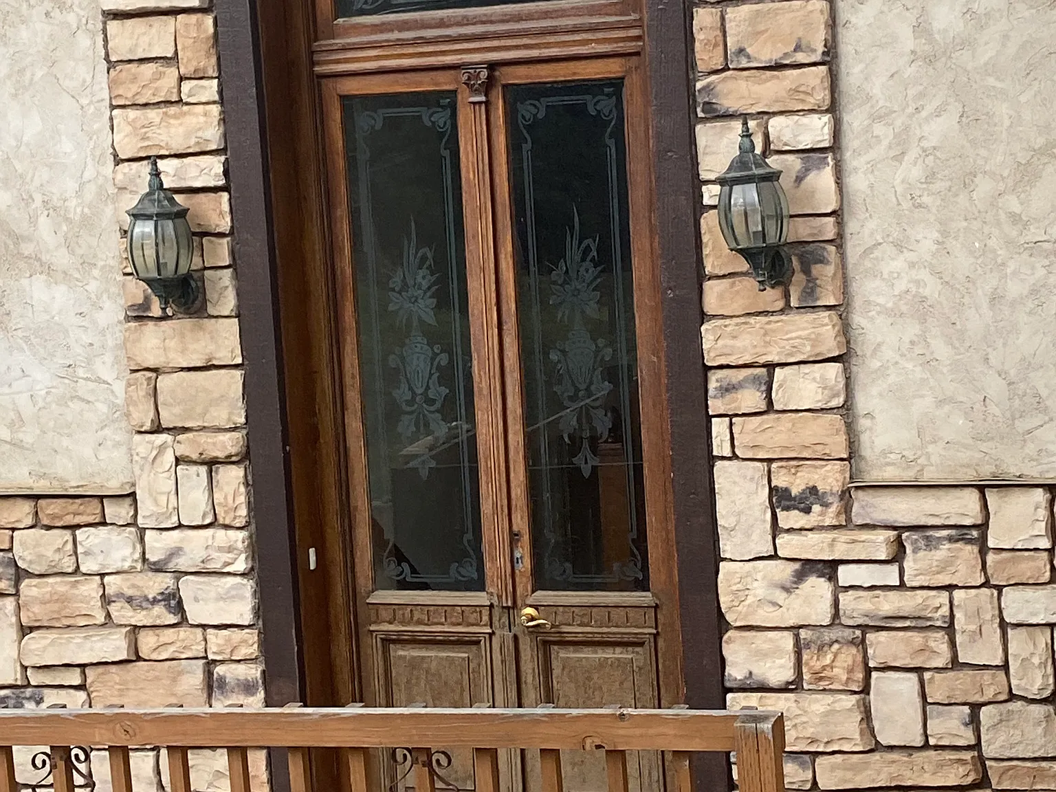 2 bed, 1900 sqft, $2,900 — Photo 1