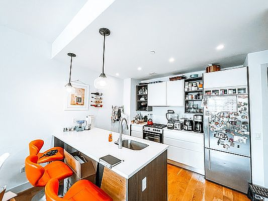 4th image of 740 De Kalb Ave #503F