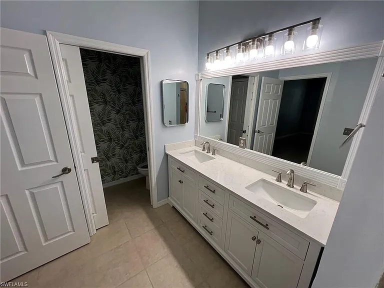 608 Crossfield Cir — Photo 5