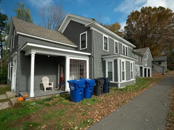 10 Pine St, Amherst, MA 01002