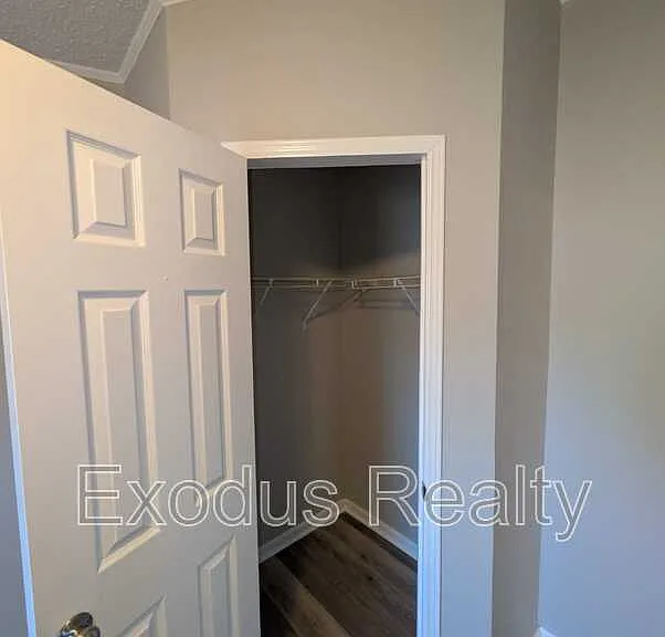 87 Patriots Way — Photo 8