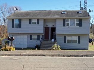 4 Jonathan Ct, Waterbury, CT 06708