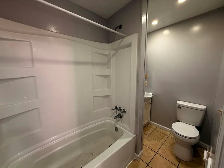 72 Franklin St #72 — Photo 5