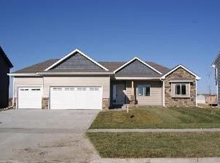 5206 NW 7th St, Ankeny, IA 50023
