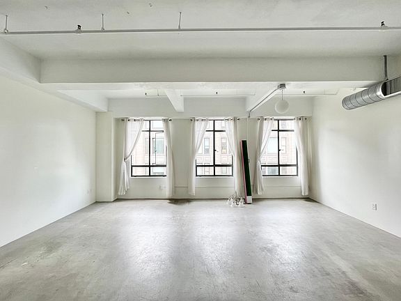 2nd image of 849 S Broadway #506