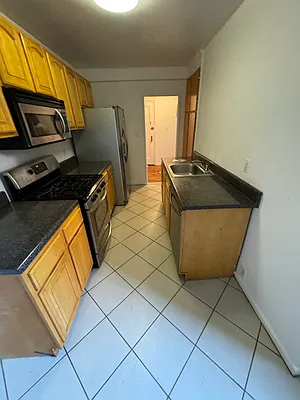 Rented by Padsters Realty LLC | media 2