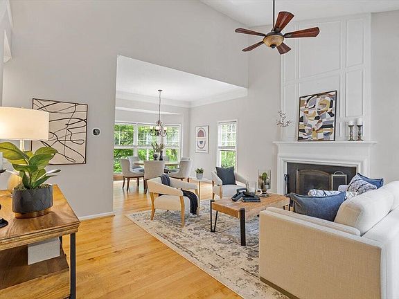 4th image of 11 Wexford Dr