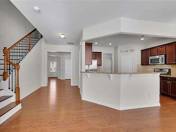 4th image of 4795 Cold Spring Ct