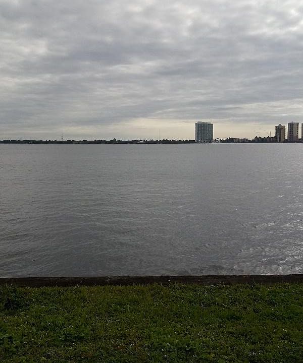 1st image of 1064 N Tamiami Trl #6
