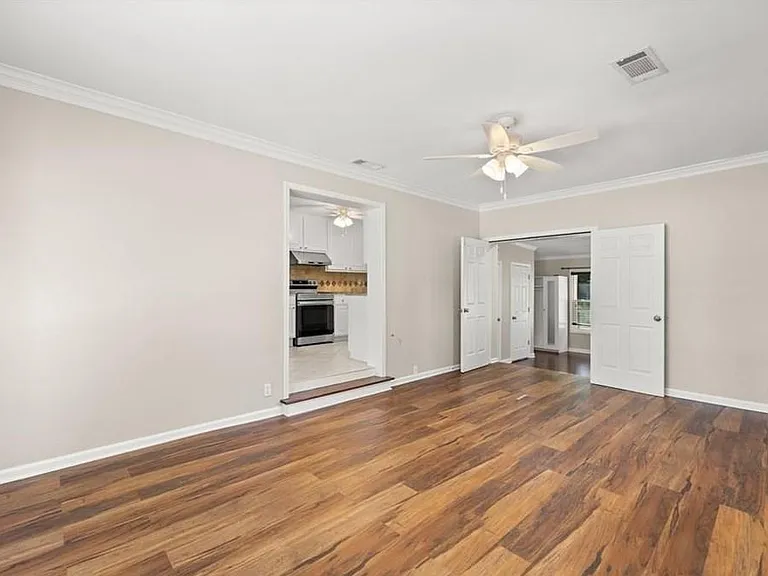 491 Morningside Dr — Photo 20