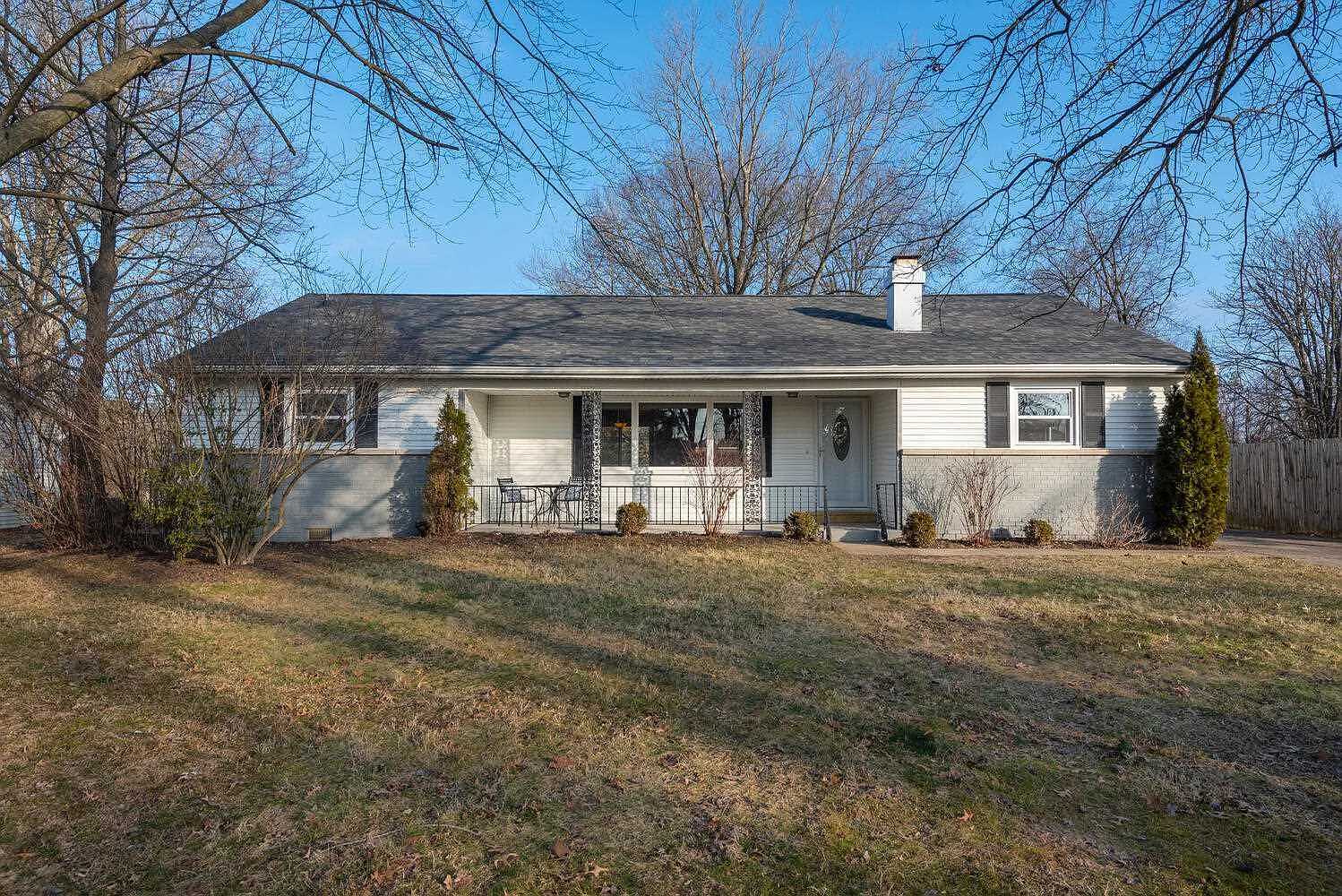 3643 E Park Ln photo 1