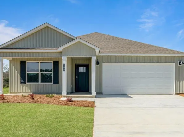 109 Sagebrush Dr, Headland, AL 36345