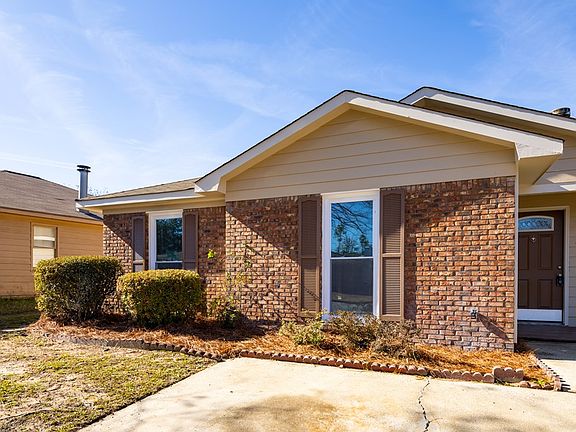 5th image of 2525 Water Oak Dr