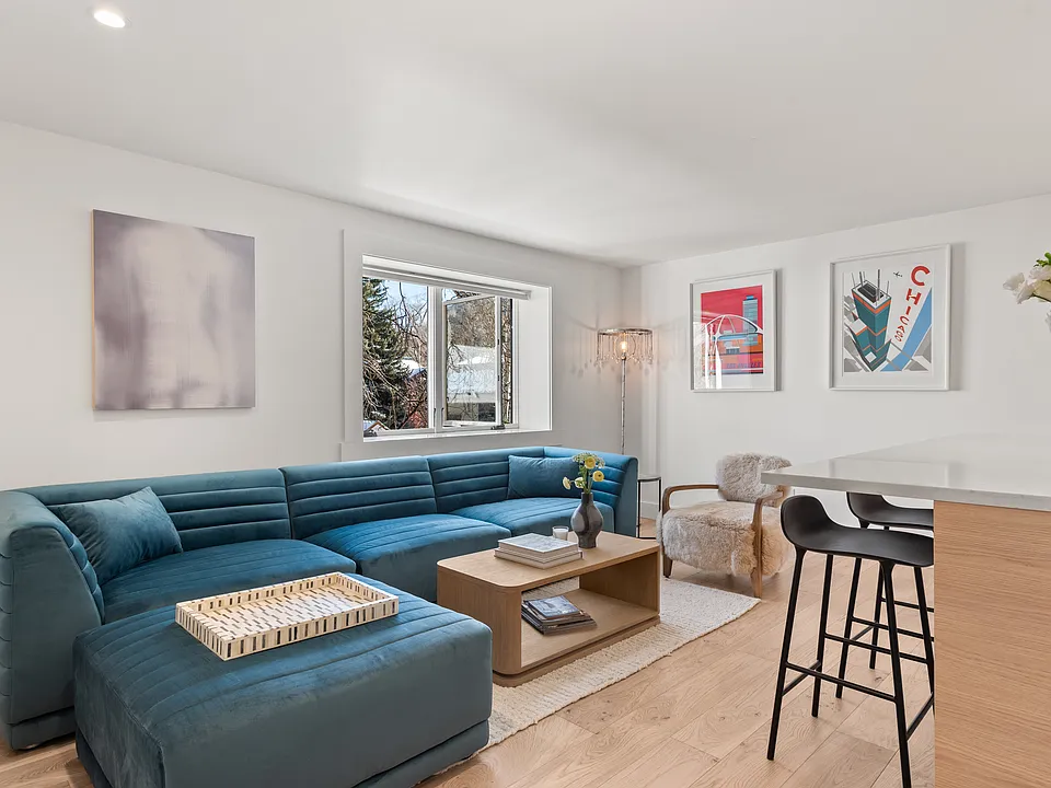 119 E Cooper Ave #26