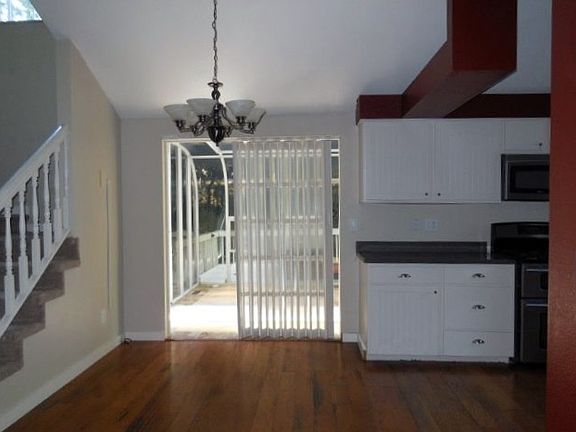 3rd image of 10514 Leeway Ave NW