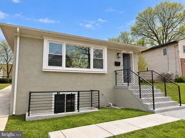 711 55th St NE, Washington, DC 20019