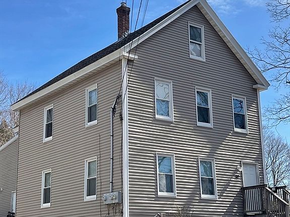 2nd image of 28 Beach St