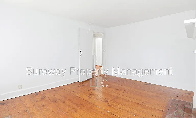 4521 Province Line Rd — Photo 12