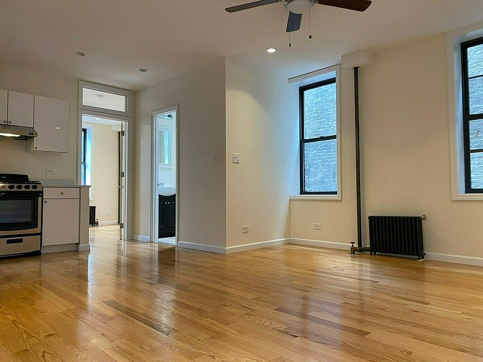 1st image of 169 Mulberry St APT 6