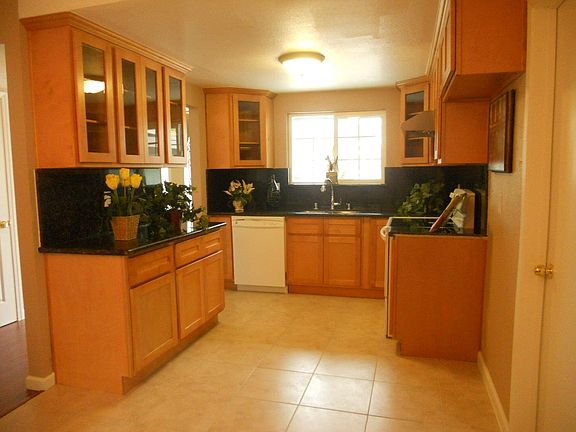 2nd image of 1237 Candia Dr
