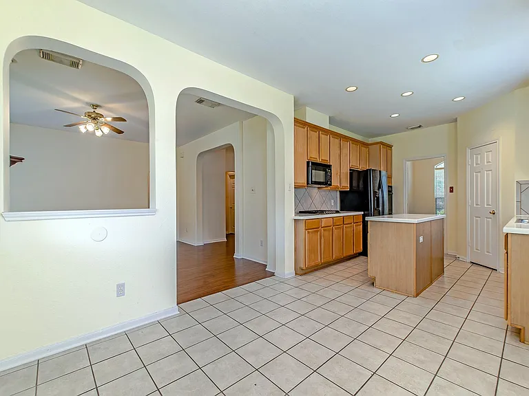 2123 Hill Canyon Ct — Photo 18