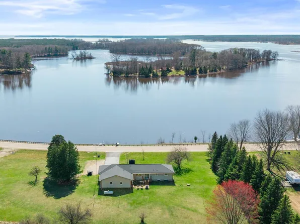 114 County Rd Z, Nekoosa, WI 54457