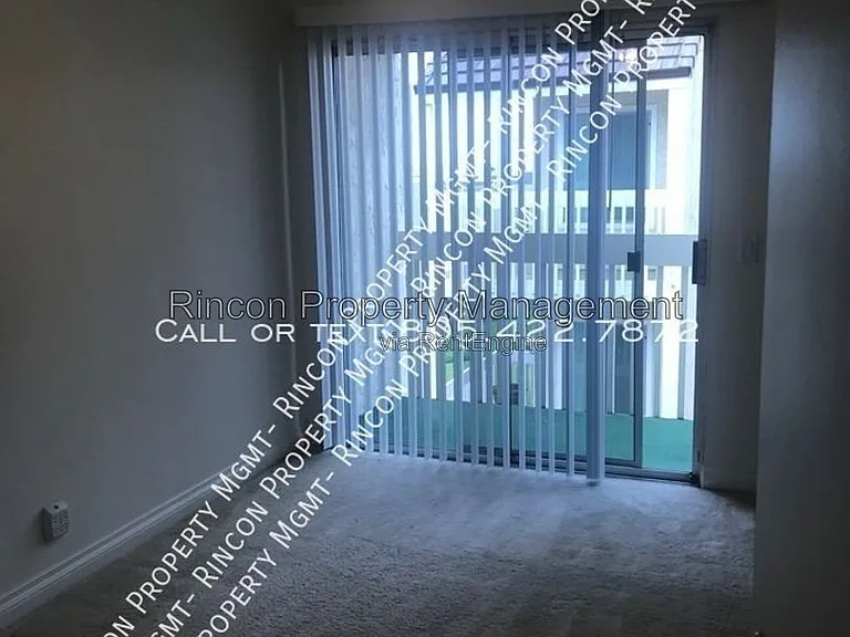 263 S Ventura Rd #270 — Photo 11