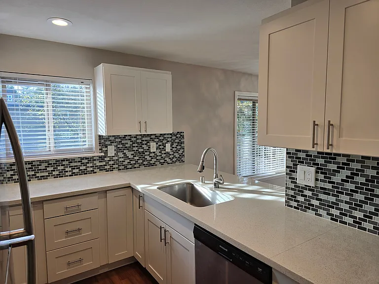 9. Kitchen
