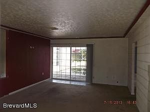 2nd image of 2053 Sherry St