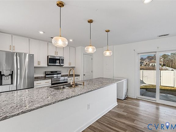 3rd image of 11416 Claimont Mill Dr