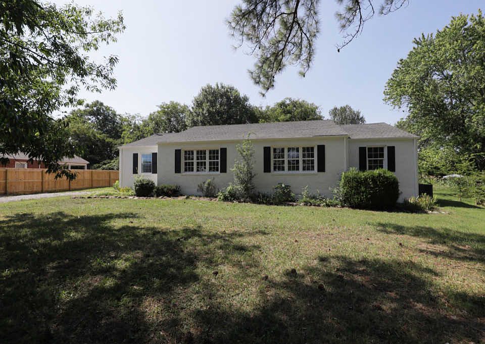 1st image of 6925 Stroop Ln