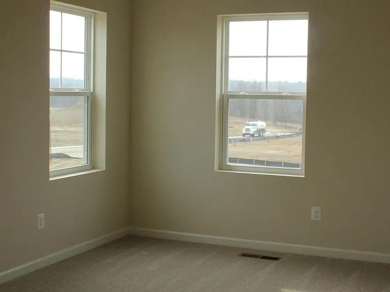 232 Parkland Dr — Photo 11