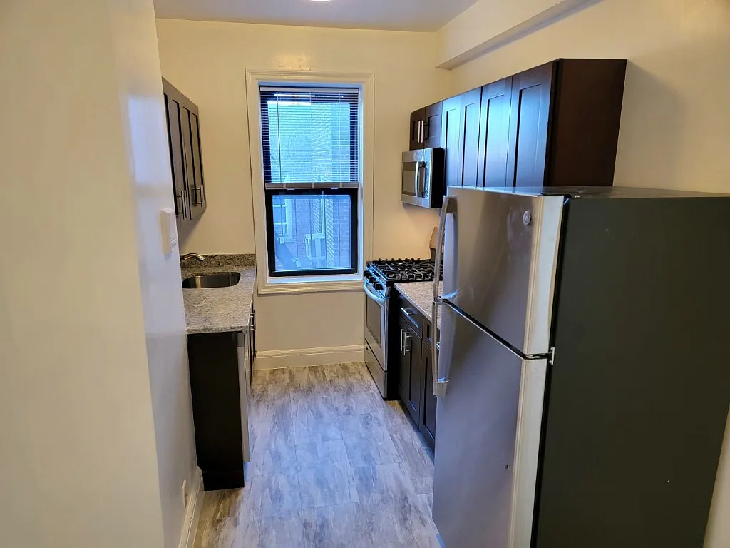 1 bed, 1.0 bath, $2,550 — Photo 3
