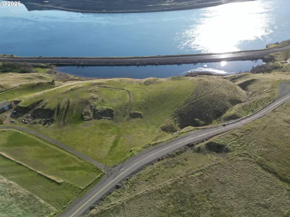 3 Wishram Rd, Wishram, WA 98673