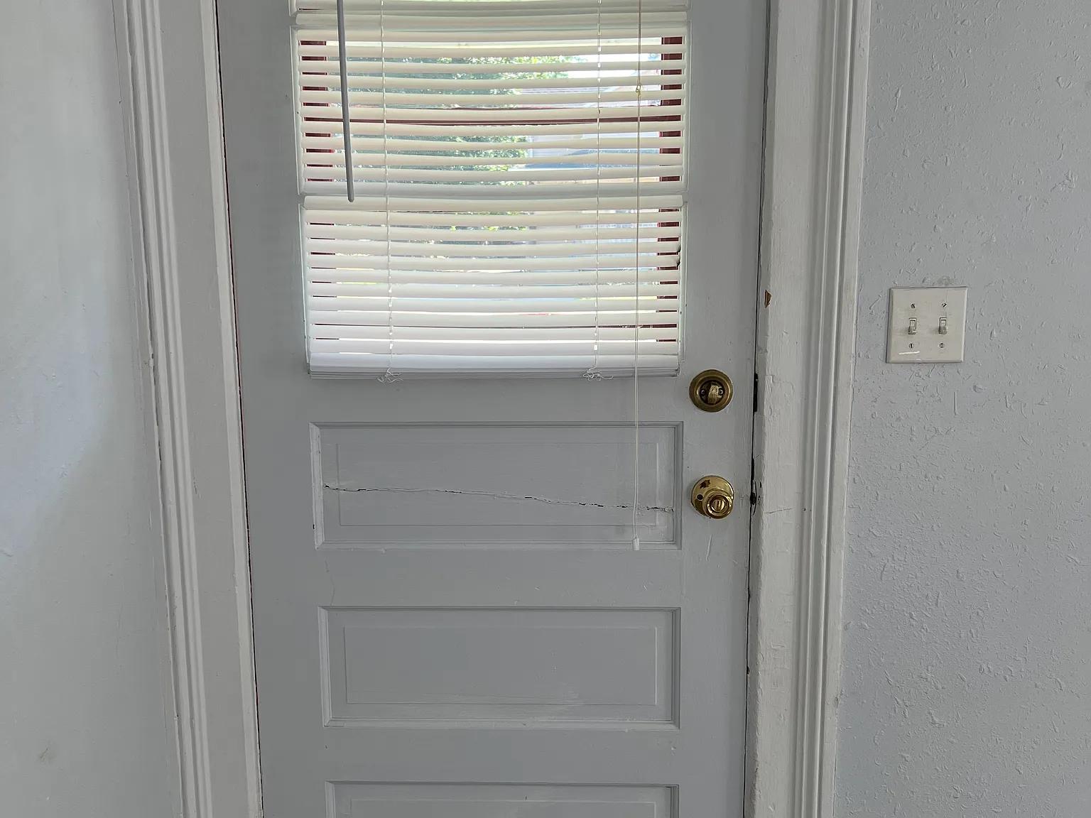 3 bed, 974 sqft, $930 — Photo 3