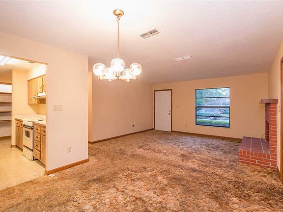 5th image of 4517 NW 29th Ave