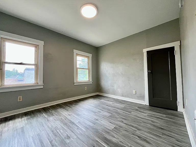 705 McGowan Ave #5 — Photo 12