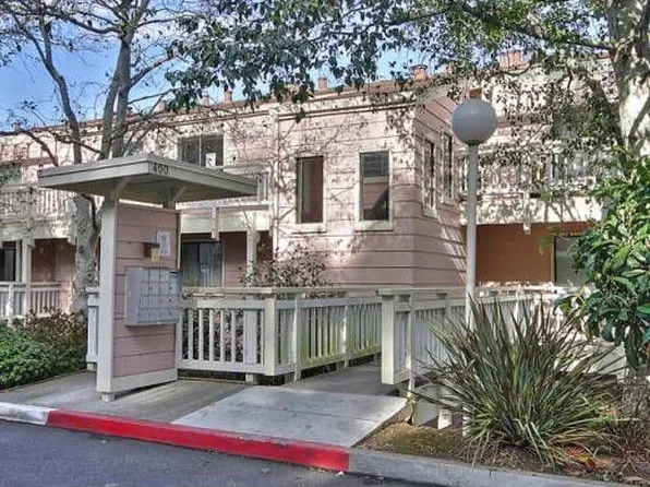 411 Oak Ct, Daly City, CA 94014