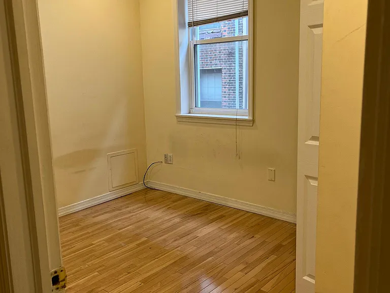 214 Market St #2R — Photo 7