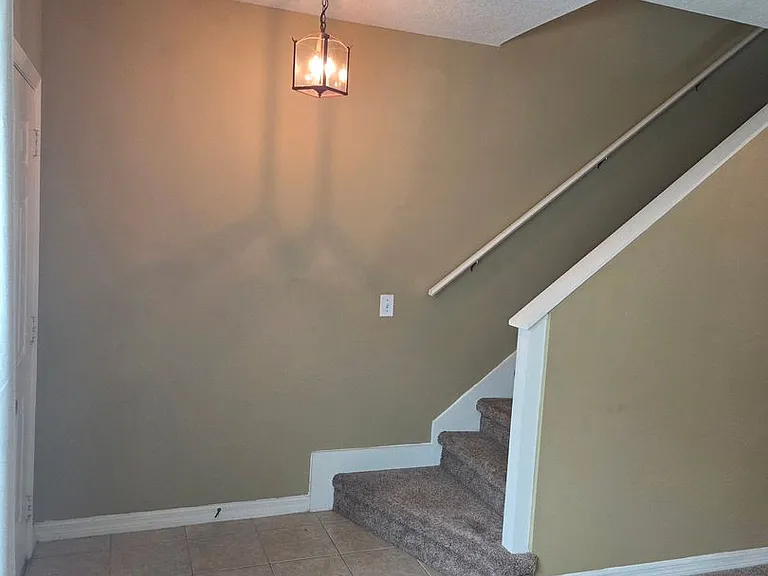 122 Wilton Cir — Photo 9