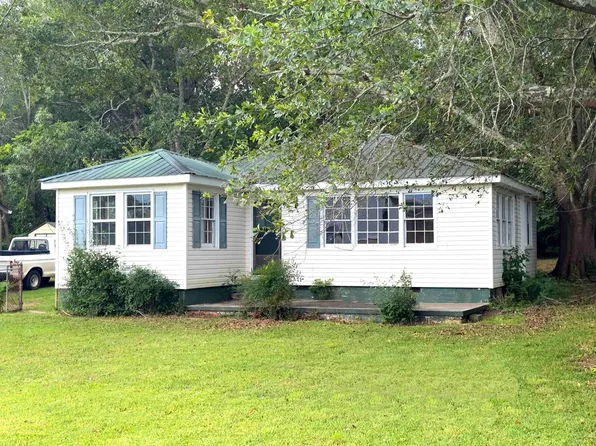 632 E McIntosh Rd, Griffin, GA 30223