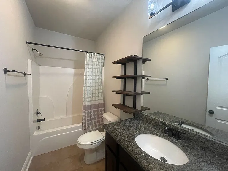 624 Riverscape Dr — Photo 13