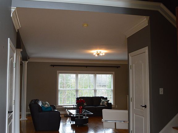 Entryway with open foyer