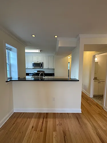 55 Langdon St #6D Photo 1