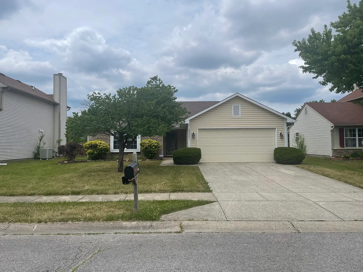 5901 Sycamore Forge Dr photo 1