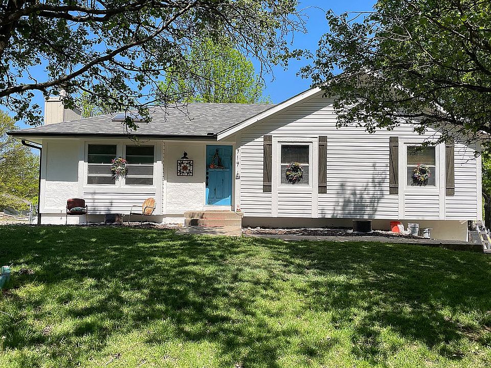 Fresh paint & new roof- 2020
